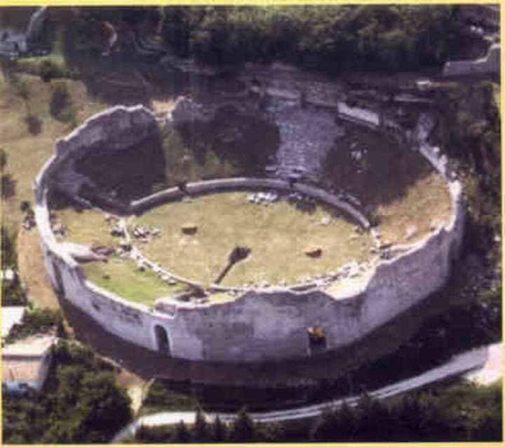 Roman amphitheatre of Casinum
